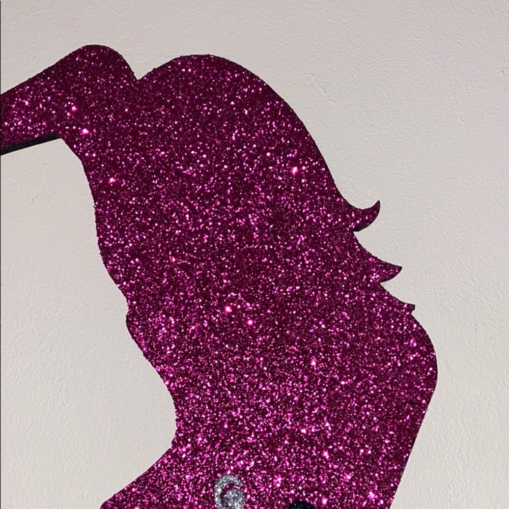 Cheer wall decor. - Picture 4 of 4